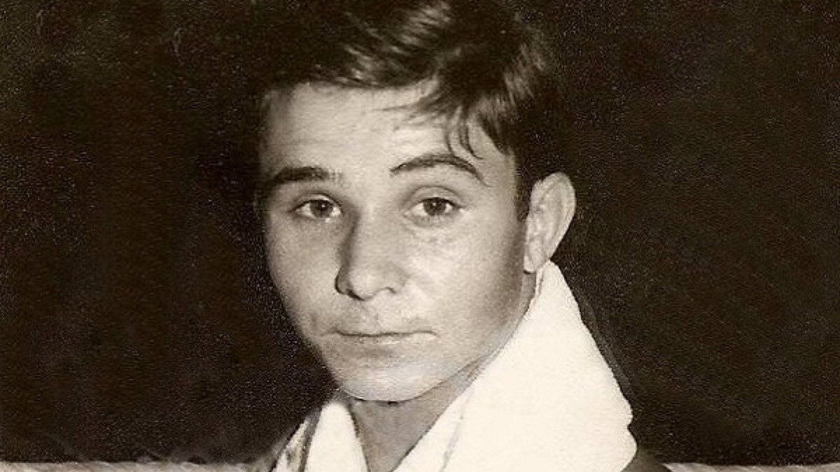 Fernando Riera Ros, boxeador olímpico de Sueca, en el ring durante su juventud