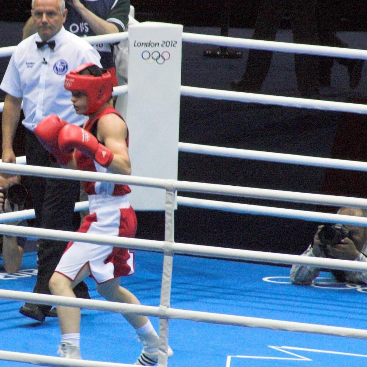 Katie Taylor boxeando en los Juegos Olímpicos de Londres 2012