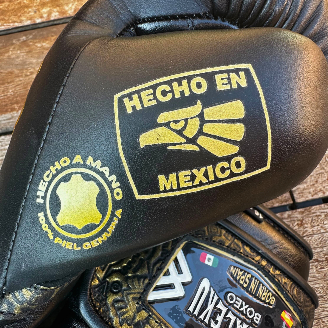 Guantes de boxeo Oro del Inframundo PERSONALIZADOS (RESERVA)