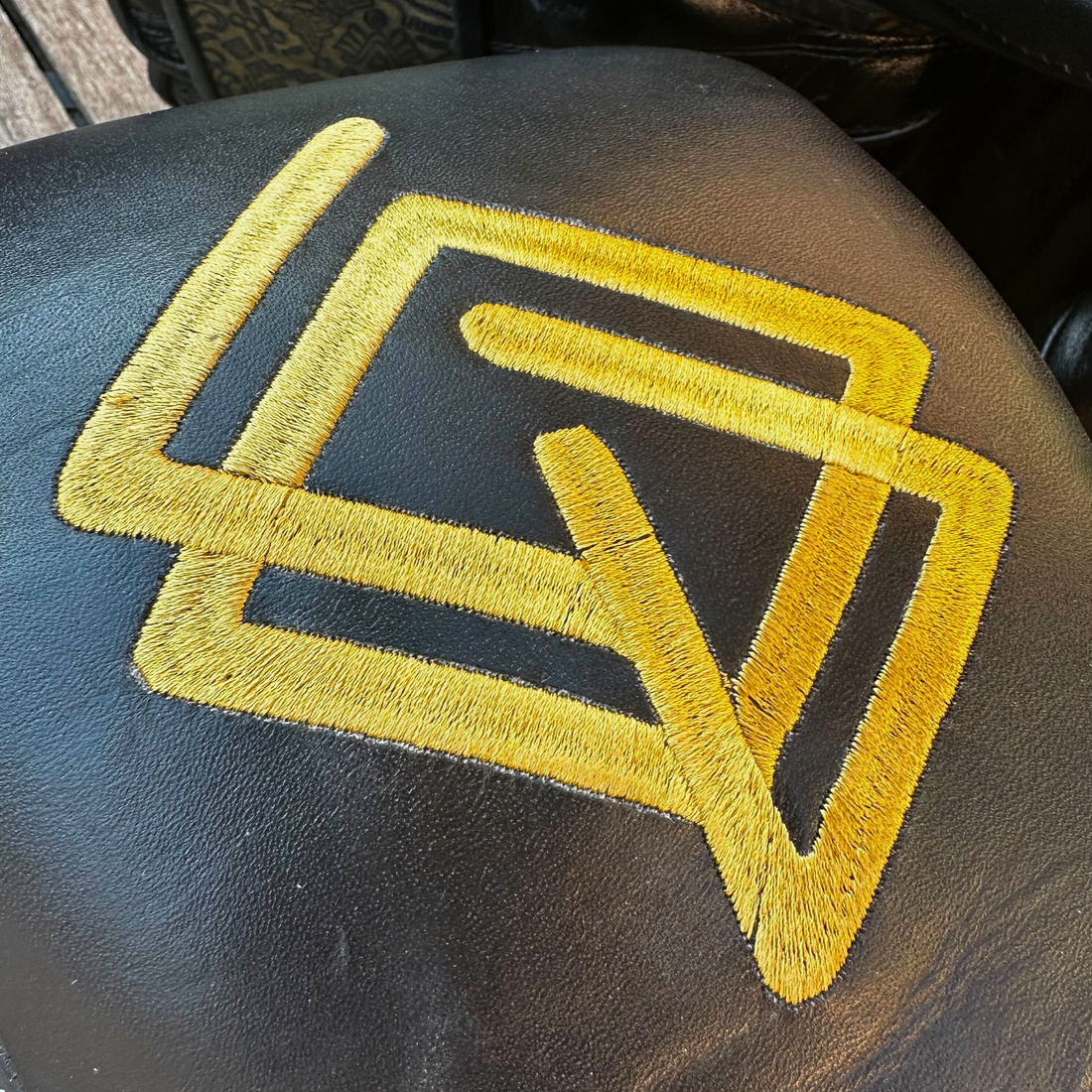 Guantes de boxeo Oro del Inframundo PERSONALIZADOS (RESERVA)
