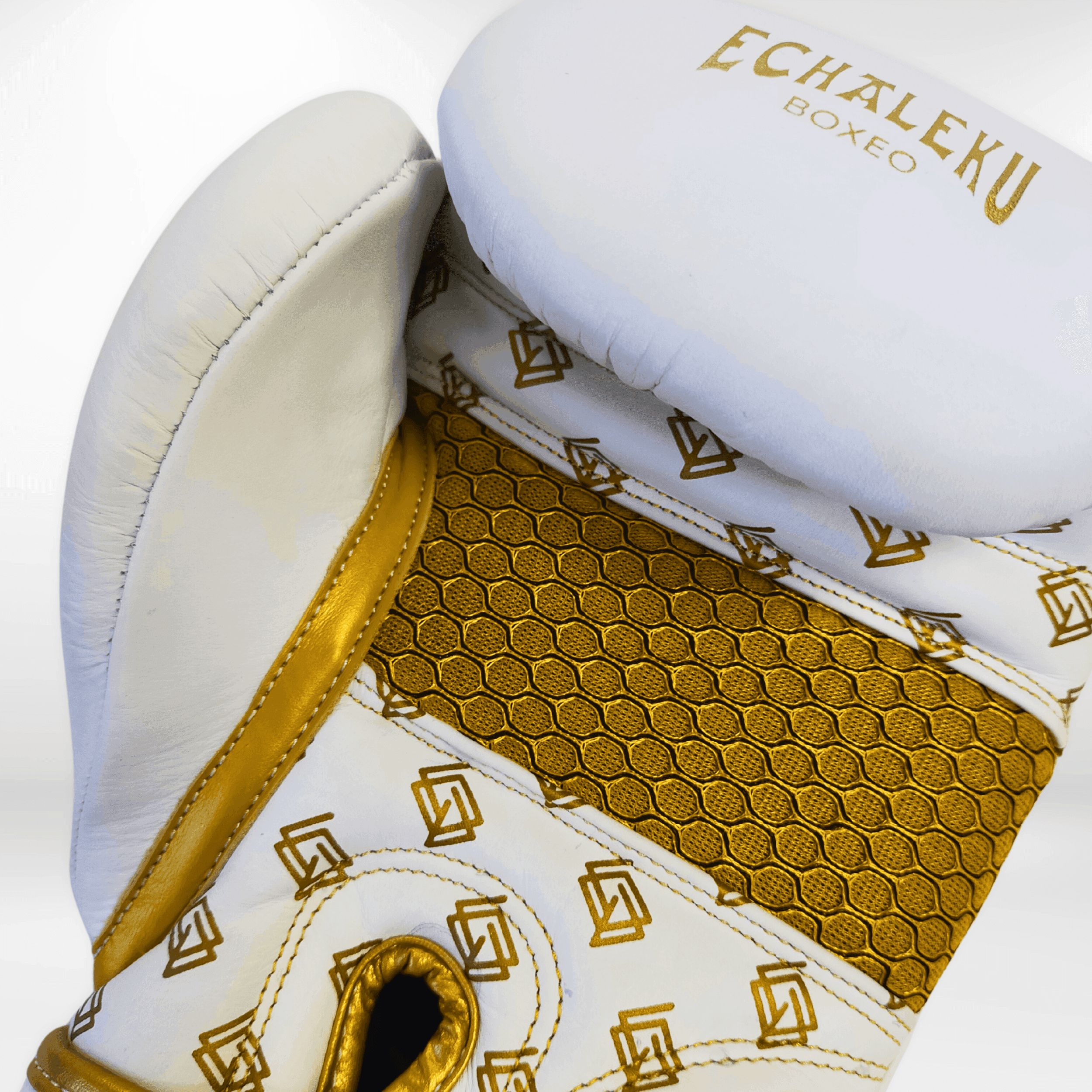 Handmix. GUANTES PREMIUM ENTRENAMIENTO BOXEO AMATEUR: Blanco/Burdeos + Dorado (V4.0) - Echaleku Boxeo