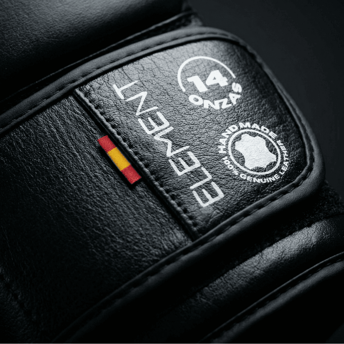 GUANTES DE BOXEO ELEMENT EN PIEL Y FORRO 100% WATERPROOF: Negro y Plateado