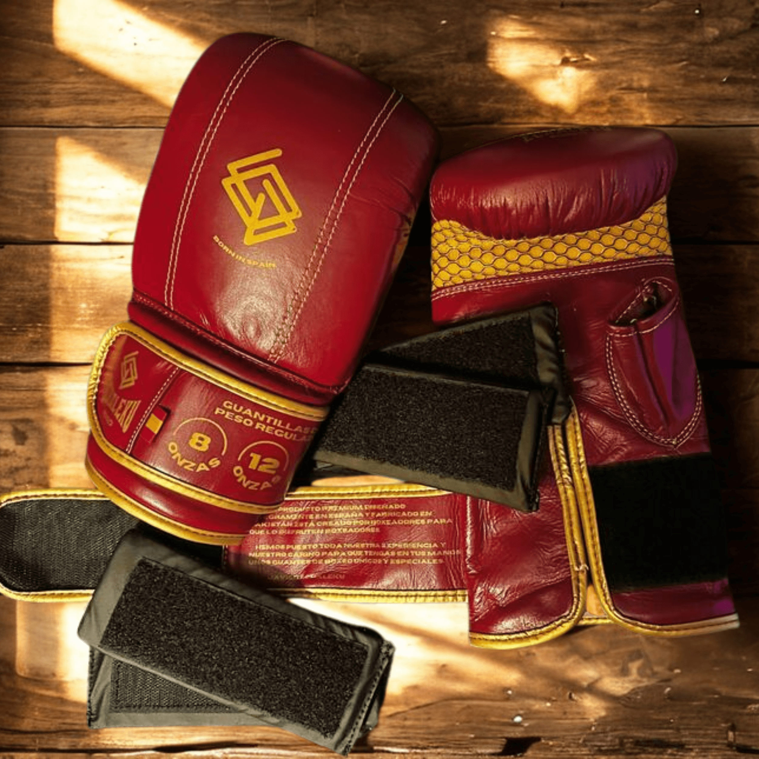 GUANTILLAS BOXEO DE PESO REGULABLE PARA ENTRENAR EN SACO: Burdeos y Dorado - Echaleku Boxeo