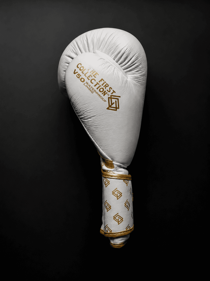 GUANTES BOXEO PREMIUM V5 FORRO 100% WATERPROOF: Glacier. Blanco y Dorado (Reserva con entrega en julio)