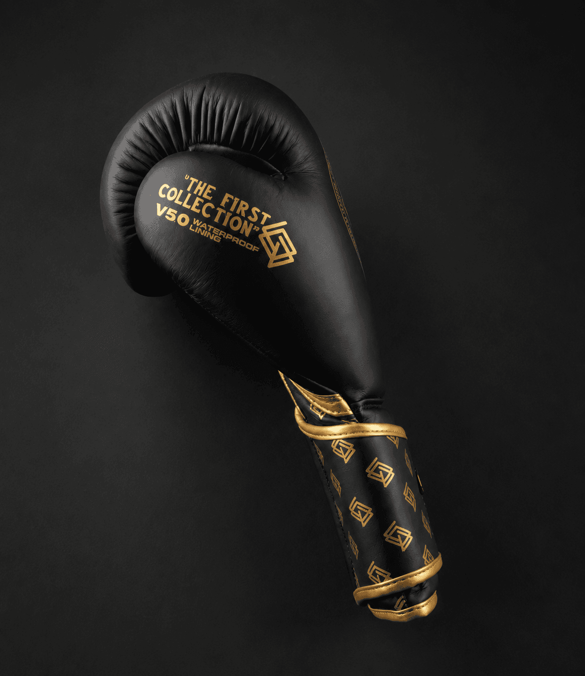 GUANTES BOXEO PREMIUM V5 FORRO 100% WATERPROOF: Dark. Negro y Dorado (Reserva con entrega en julio)