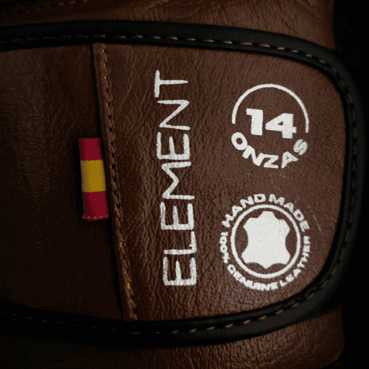 GUANTES DE BOXEO ELEMENT EN PIEL Y FORRO 100% WATERPROOF: Marrón y Plateado.