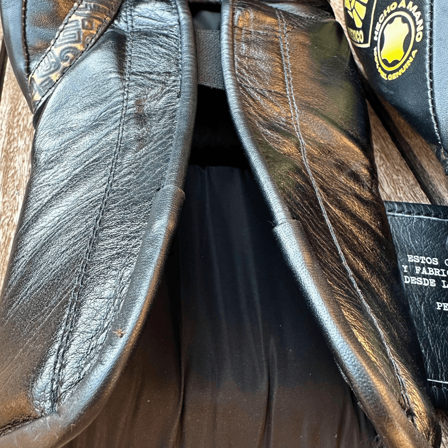 Guantes de boxeo Oro del Inframundo (SEGUNDA PREVENTA ENTREGA ENERO)