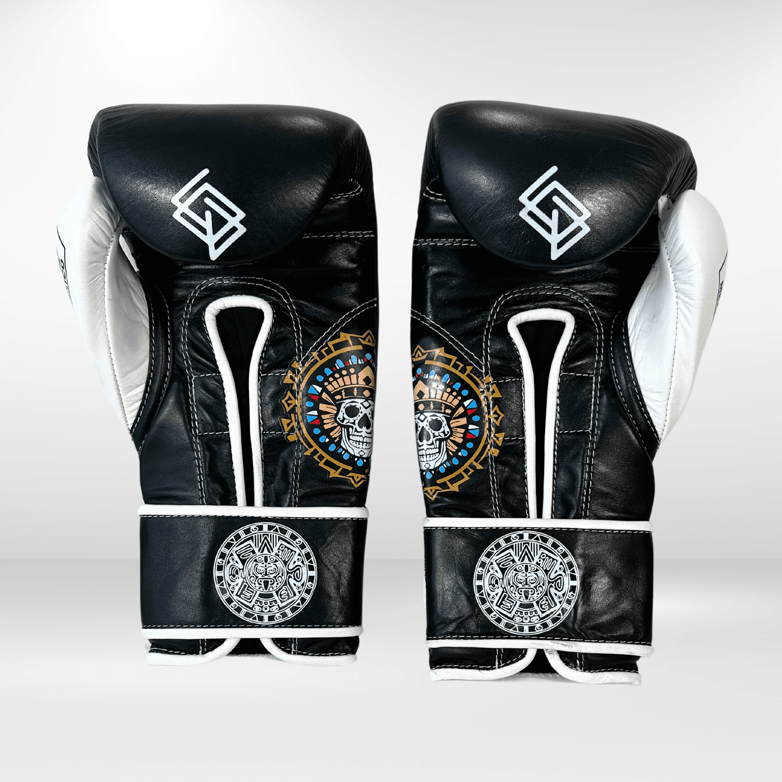 GUANTES PREMIUM ENTRENAMIENTO BOXEO PROFESIONAL: COLECCIÓN AZTECA fabricada en México. Negro Noche Color Negro y Blanco. - Echaleku Boxeo