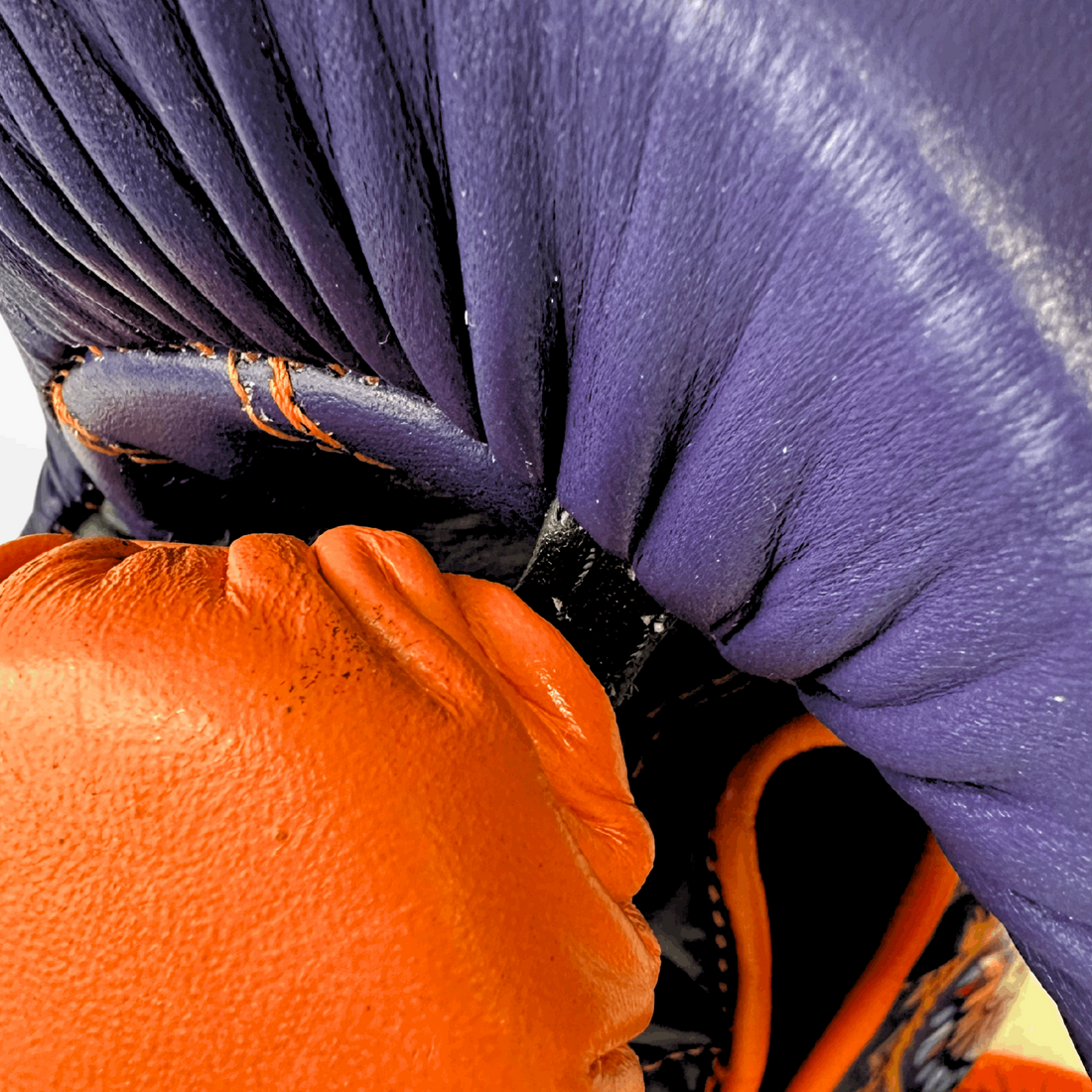 DUPLA Casco Barra Piel Negro y Dorado + AZTECA Morado y Naranja - Echaleku Boxeo