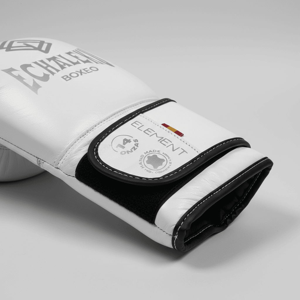 GUANTES PREMIUM ELEMENT ENTRENAMIENTO BOXEO AMATEUR: Blanco y Plateado. PREVENTA EXCLUSIVA ENTREGA EN ENERO 2026
