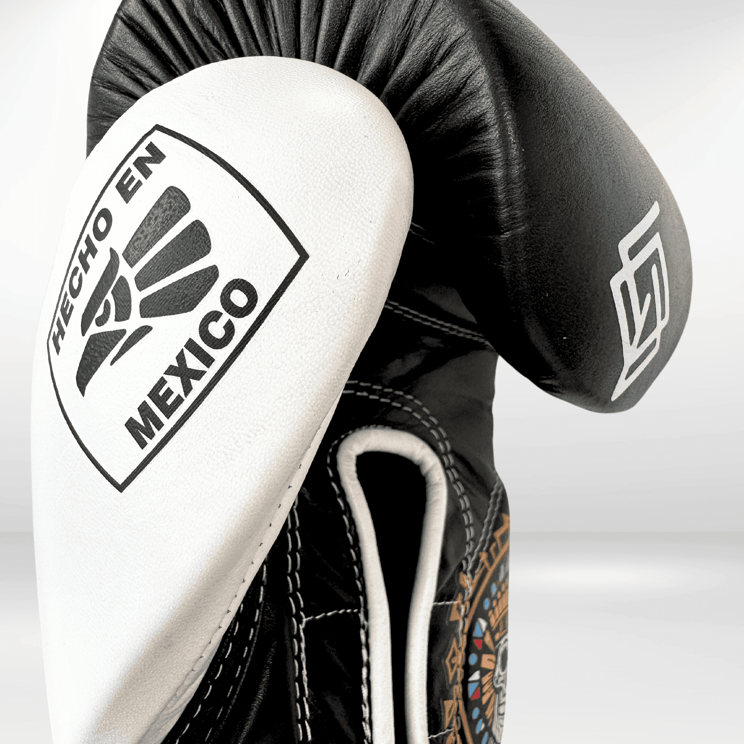 DUPLA Casco Boxeo Barra Piel Negro y Dorado + AZTECA Negro y Blanco - Echaleku Boxeo