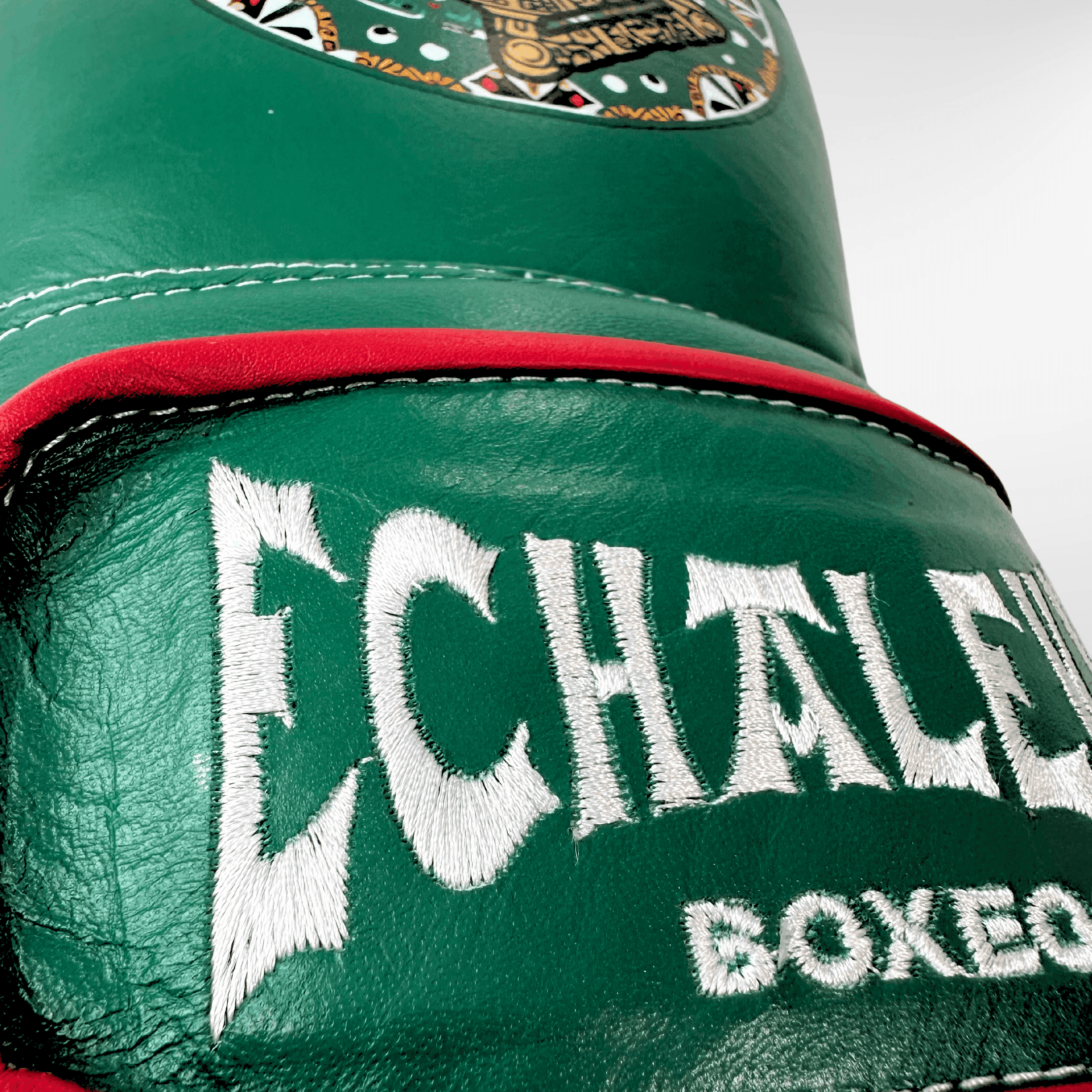 DUPLA Casco Boxeo Barra Piel Negro y Dorado + AZTECA Verde y Rojo - Echaleku Boxeo