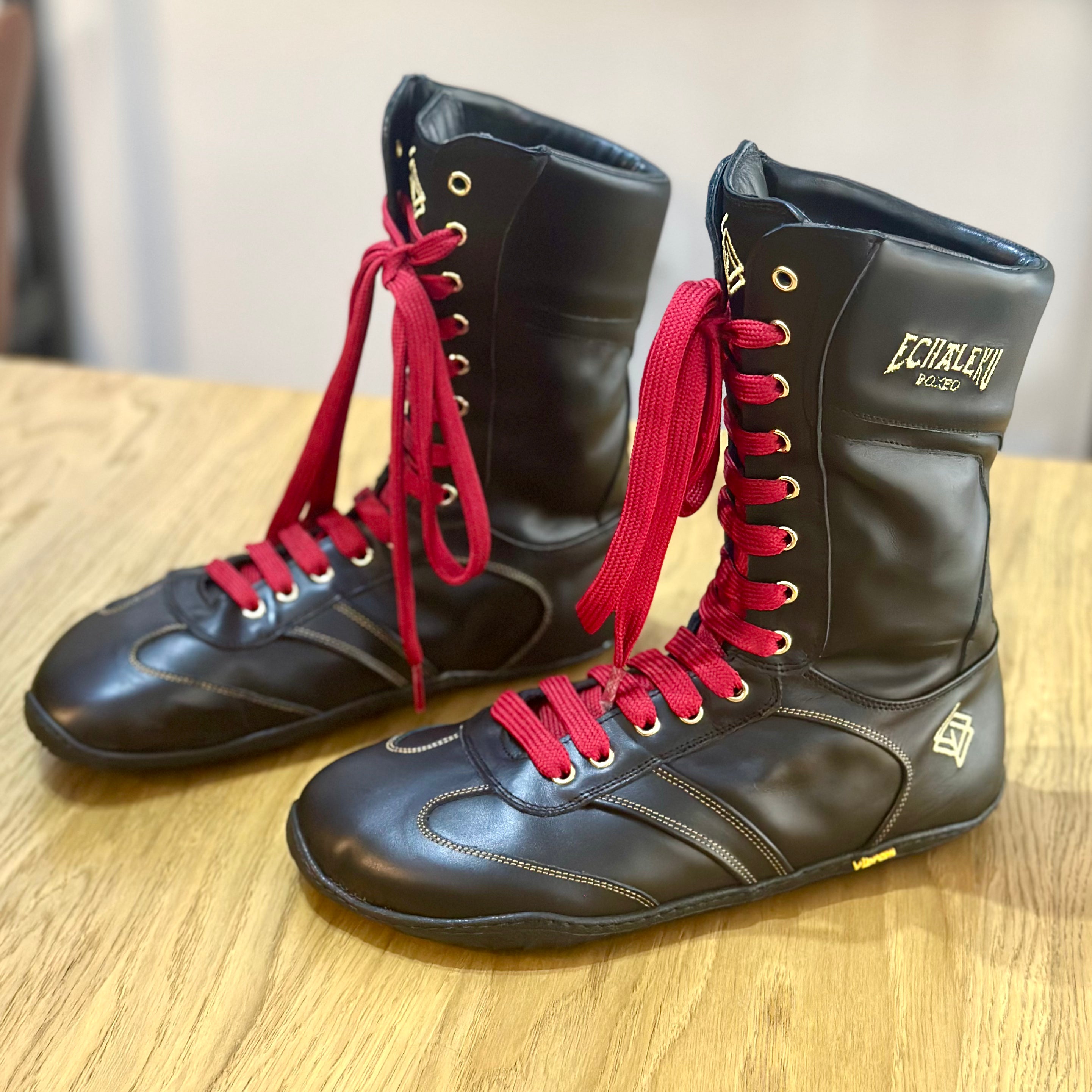 Botas Boxeo UNISEX de piel para entrenamiento y competición - MODELO MERINO – FULL BLACK