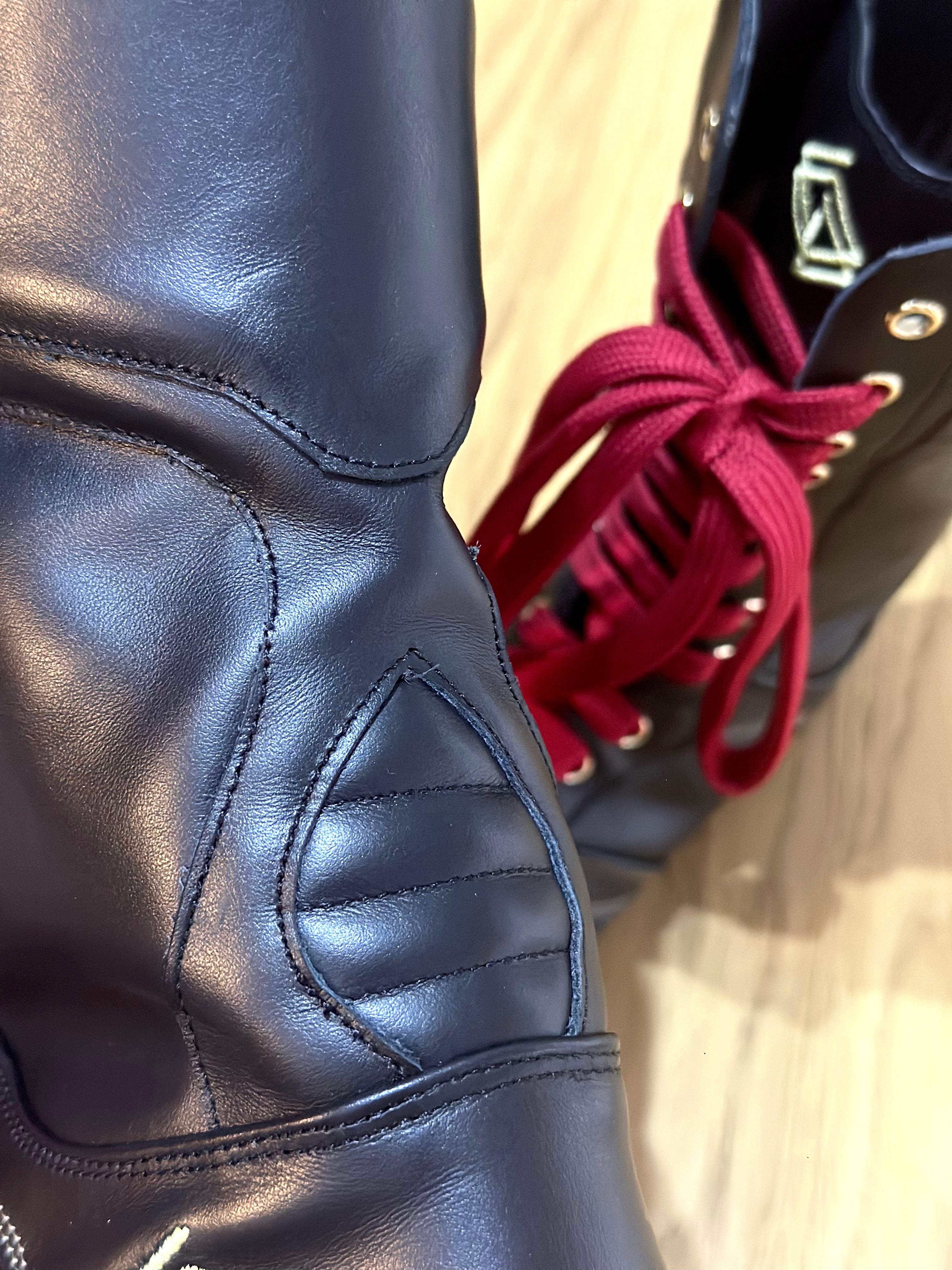 Botas Boxeo UNISEX de piel para entrenamiento y competición - MODELO MERINO – FULL BLACK