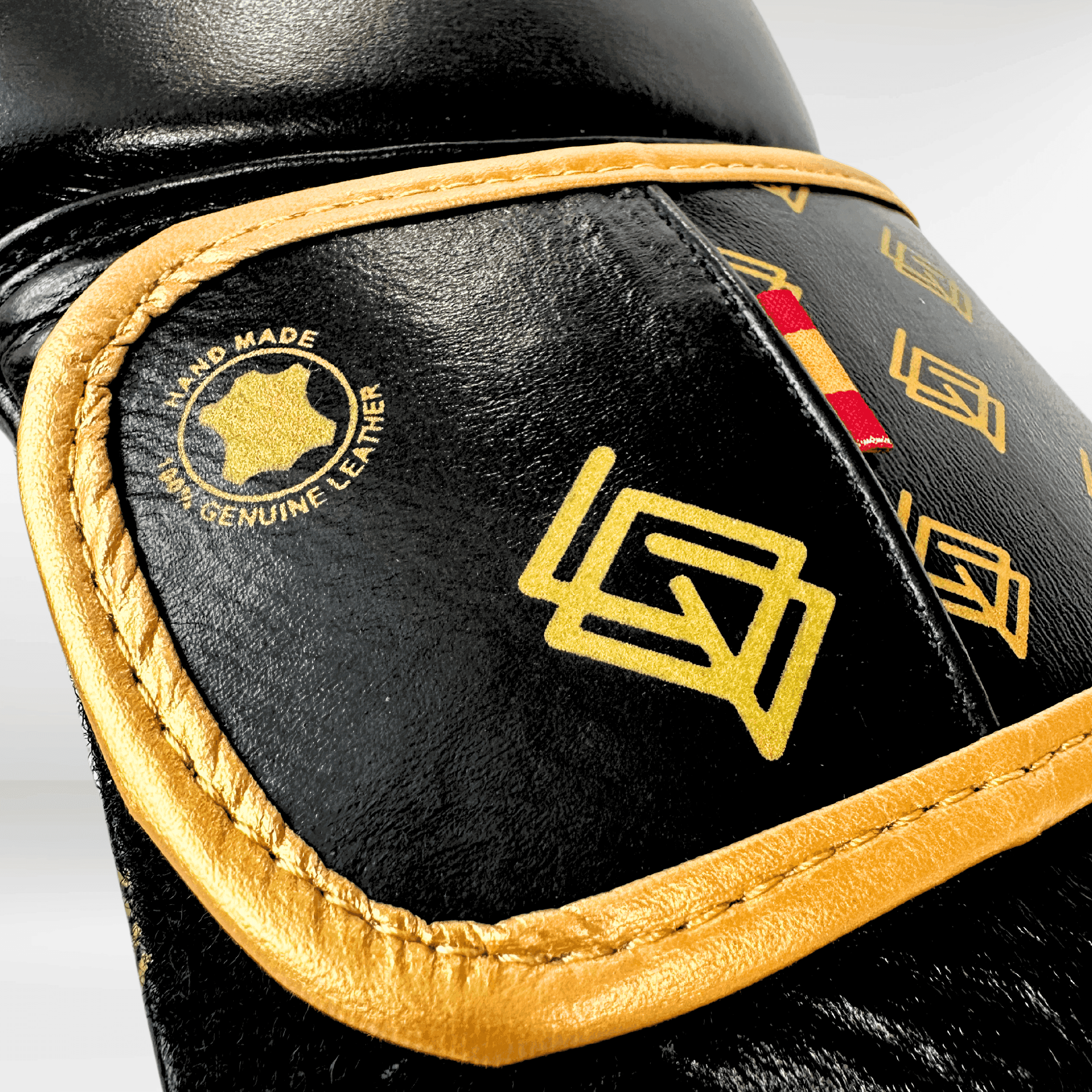 DUPLA Casco Boxeo Barra Piel Negro y Dorado + TFC2024 Negro y Dorado - Echaleku Boxeo