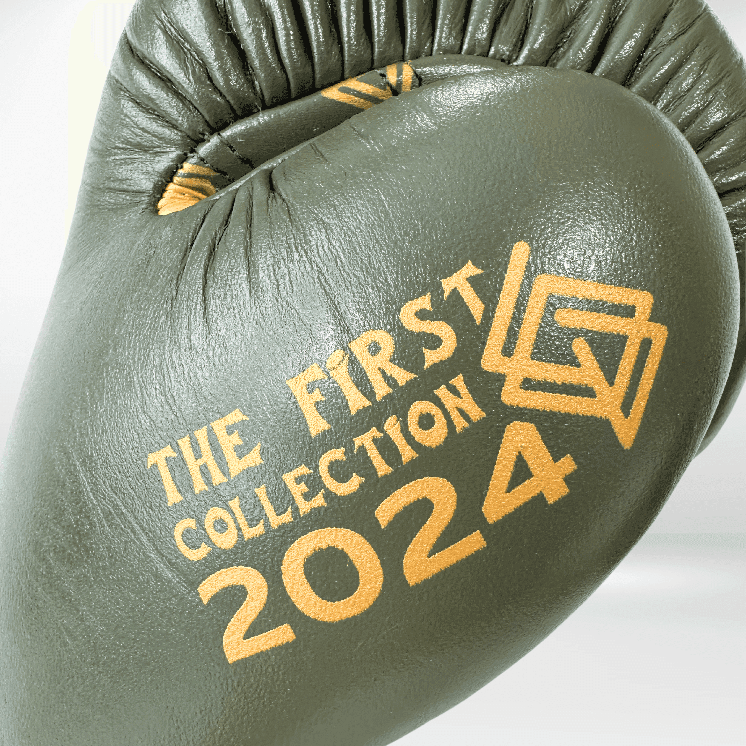 DUPLA Casco Boxeo Barra Piel Negro y Dorado + TFC2024 Verde Militar y Dorado - Echaleku Boxeo