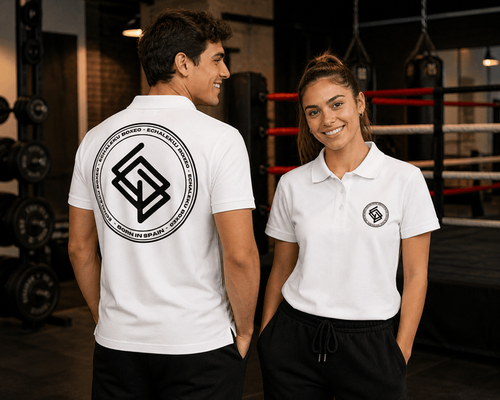Polo algodón premium UNISEX Casual Blanco y negro. Logo frontal bordado
