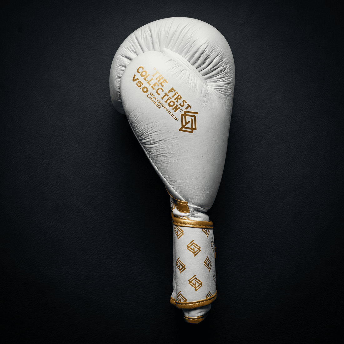 GUANTES BOXEO PREMIUM V5 FORRO 100% WATERPROOF: Glacier. Blanco y Dorado (Reserva con entrega en julio)